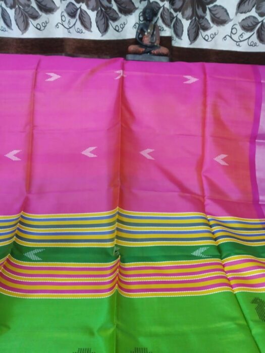 Pink And Parrot Beautiful Silk Saree - Image 3