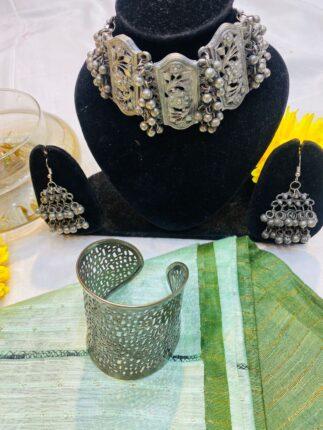 Beautiful Semi Tussar Saree With Jewelry Combo Set For Mothers Day