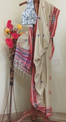 Beautiful Saree With Blouse Combo Set